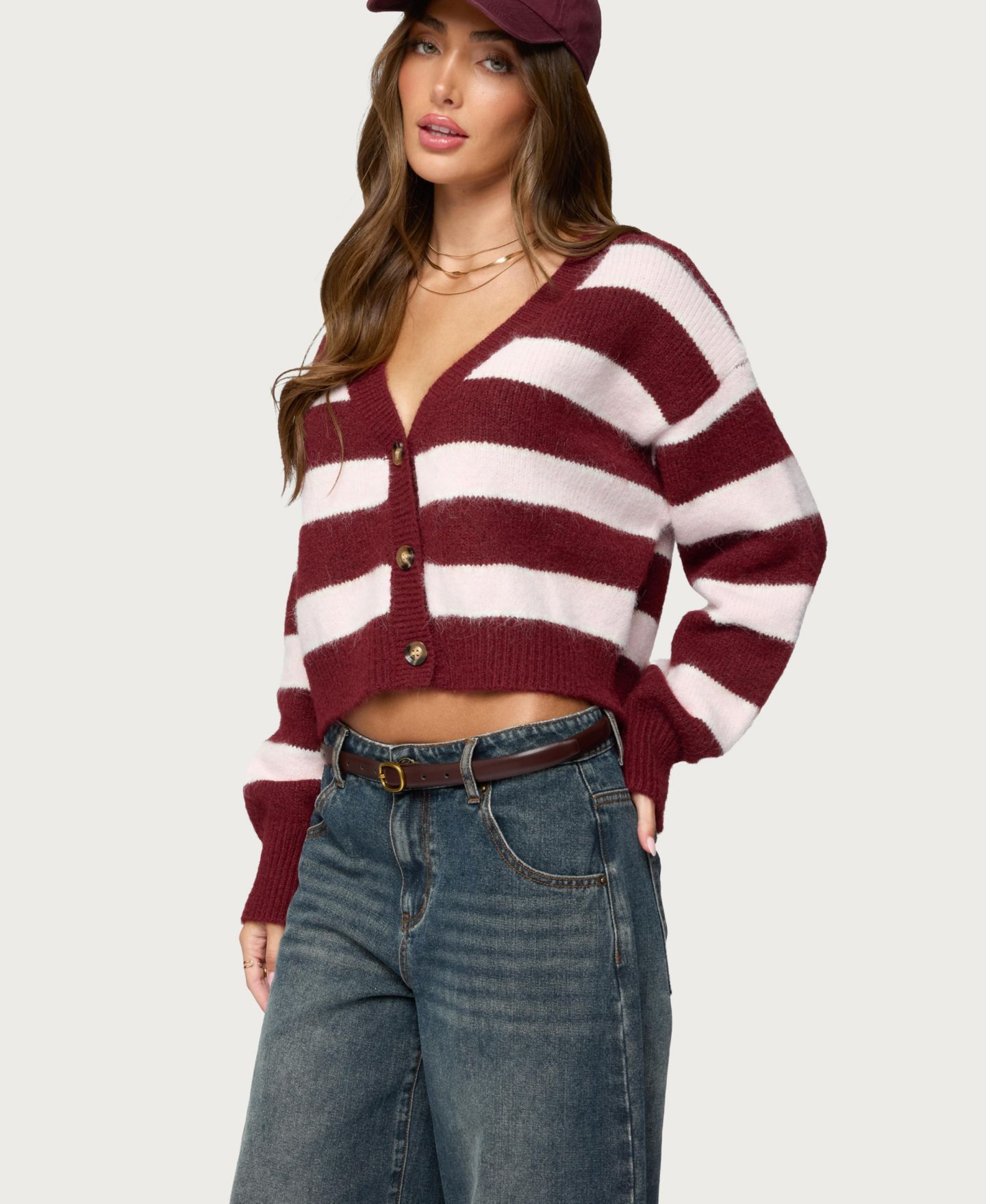 Женский кардиган Edikted Kaz Striped Knit V Neck, цвет: Бордовый — фото 2