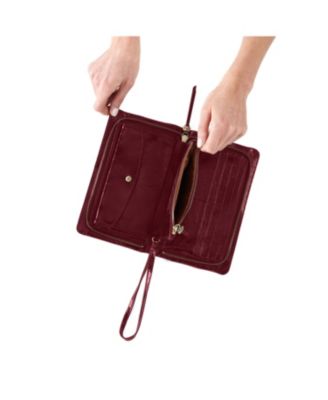 evolve wristlet