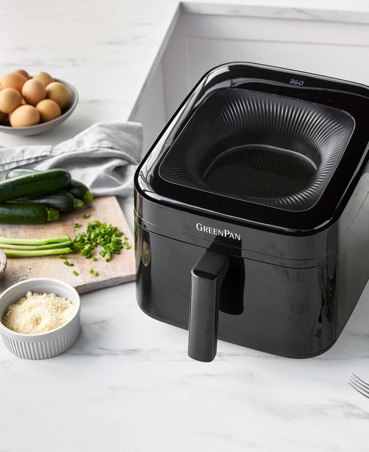 Greenpan 7-quart Top-view Cyclone Halogen Air Fryer In Black