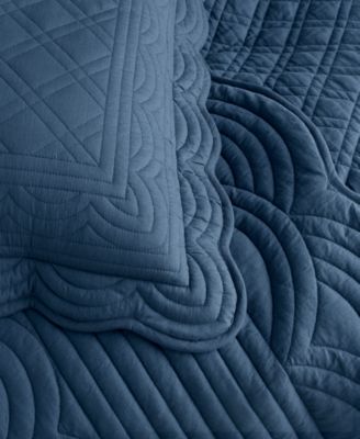 Bailey Scallop 3-Pc. Quilt Set, Full/Queen, Macy's Exclusive