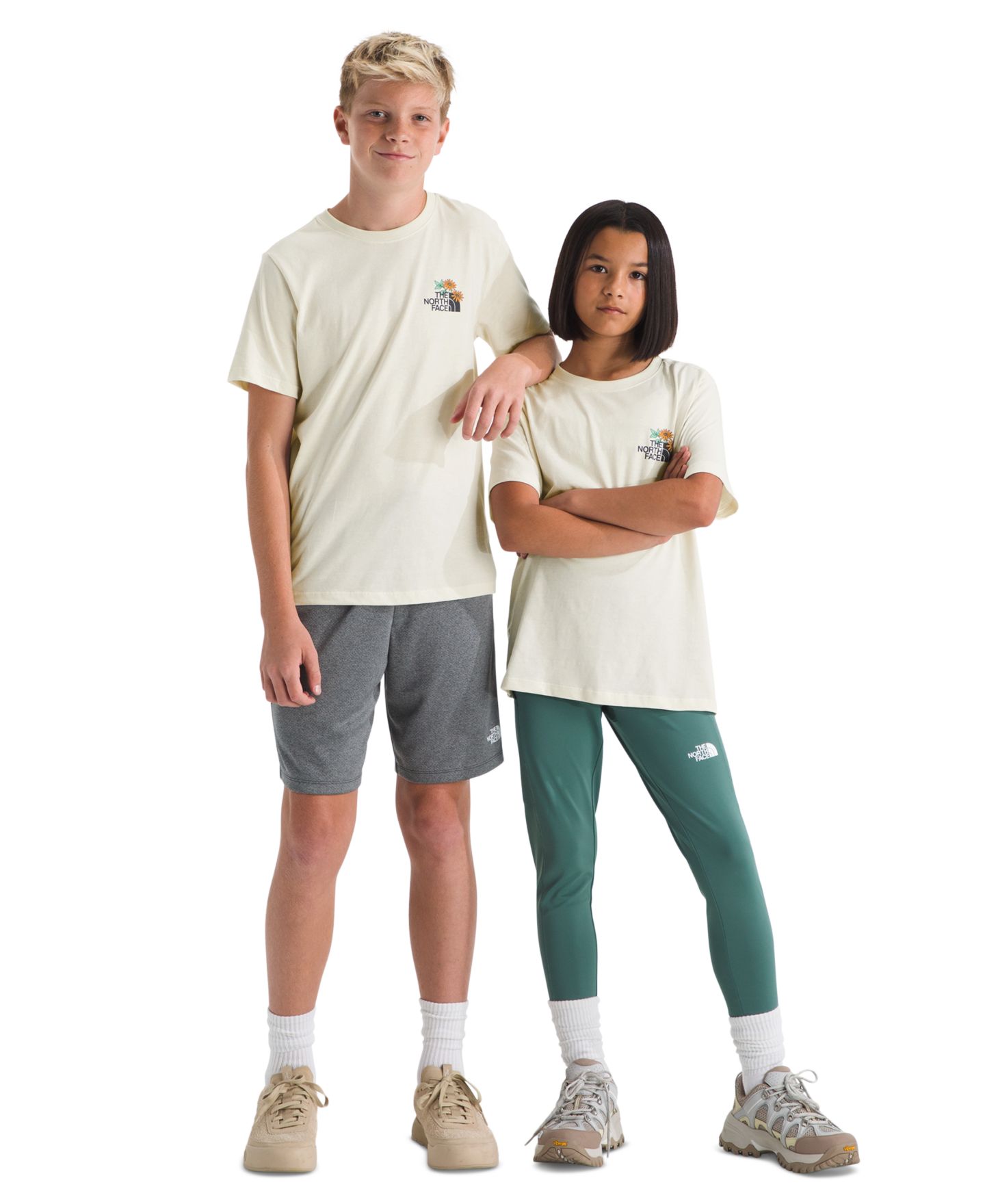 Детская футболка The North Face Floral Logo Short-Sleeve T-Shirt, цвет: Белый дюнный — фото 1