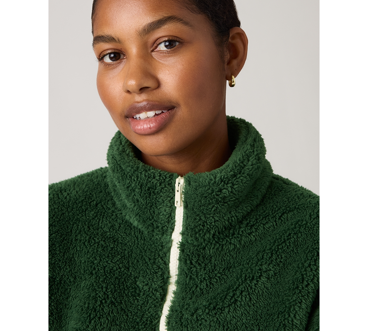 Levi's Women's Gemma Quarter-zip Sweatshirt In Green
