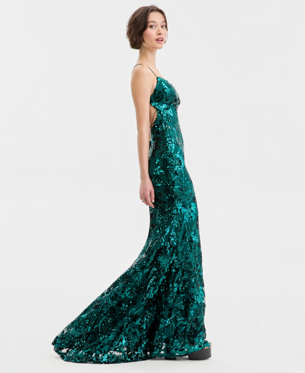 B Darlin Juniors' V-Neck Strappy Sequin Mermaid Gown