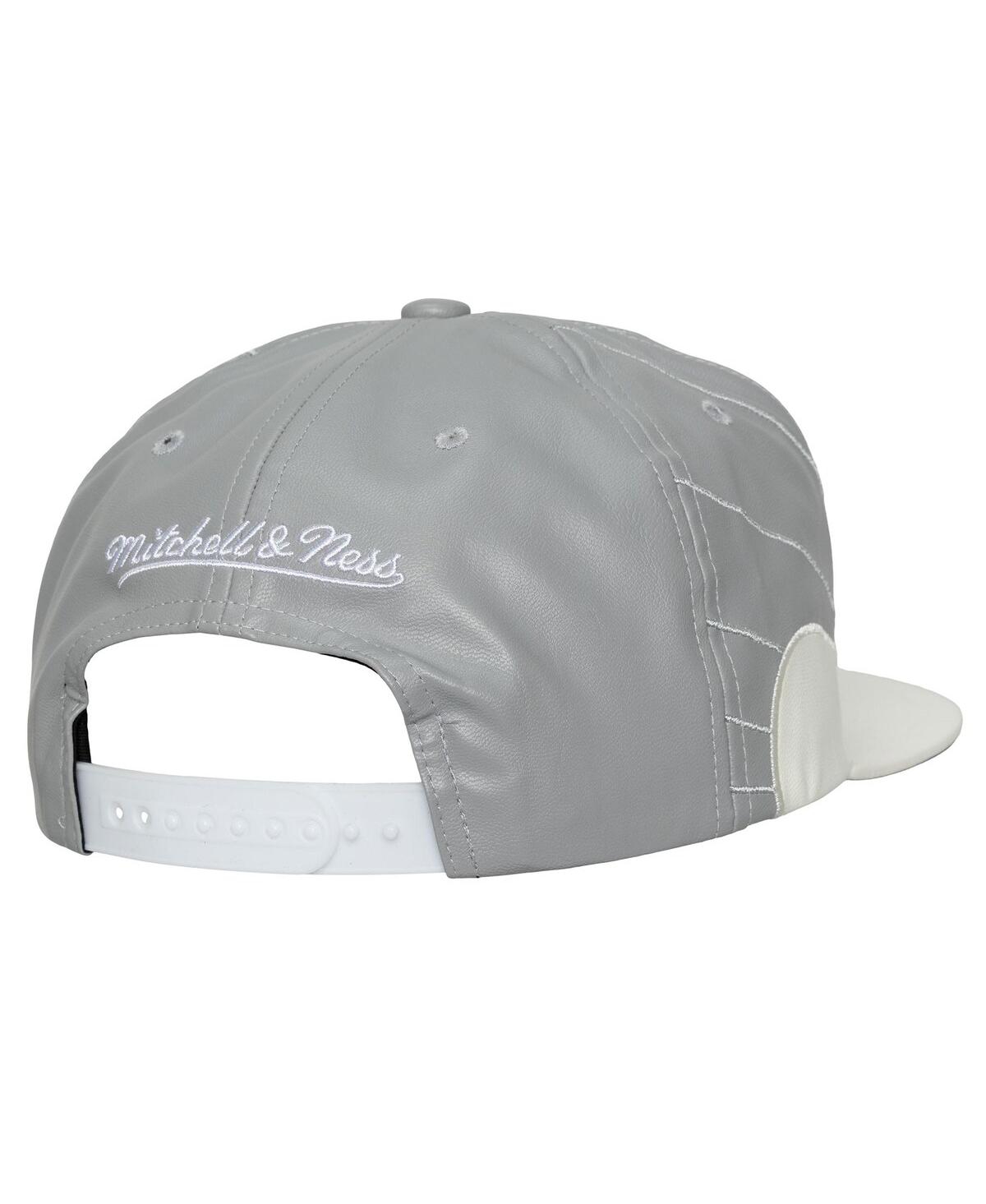 Mitchell & Ness Men's And Women's Gray/white Chicago Bulls Day 12 Two-tone Leather Snapback Hat In Multi