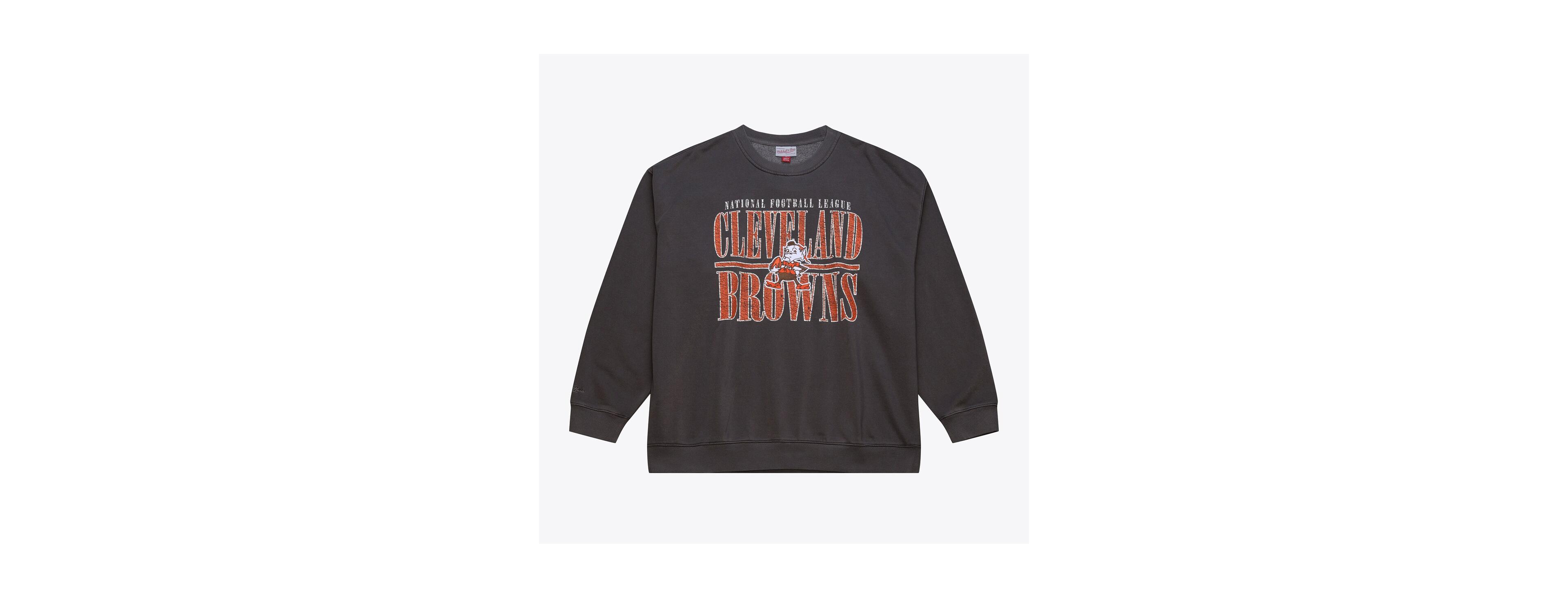 Mitchell & Ness Men's Black Cleveland Browns Downtown Crew Vintage Logo Sweatshirt