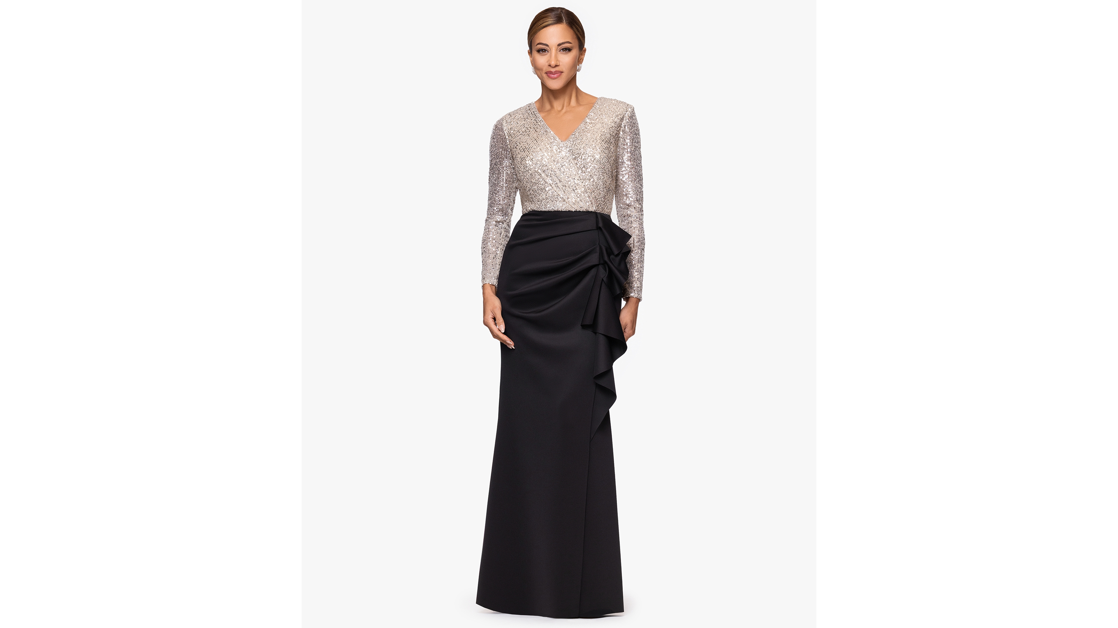 Xscape Petite Long-Sleeve V-Neck Dress