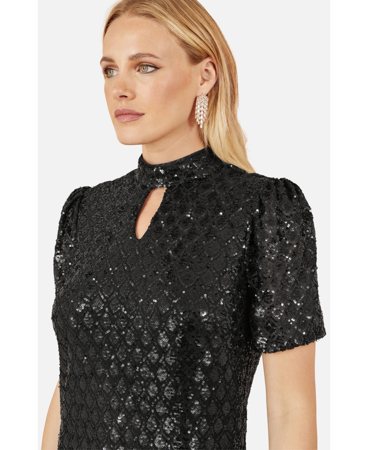 Yumi Women's Sequin Chevron Pattern Tunic Dress