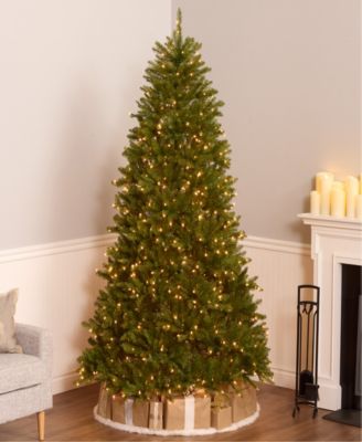 7.5' Dunhill Fir Hinged Tree with 750 Clear Lights