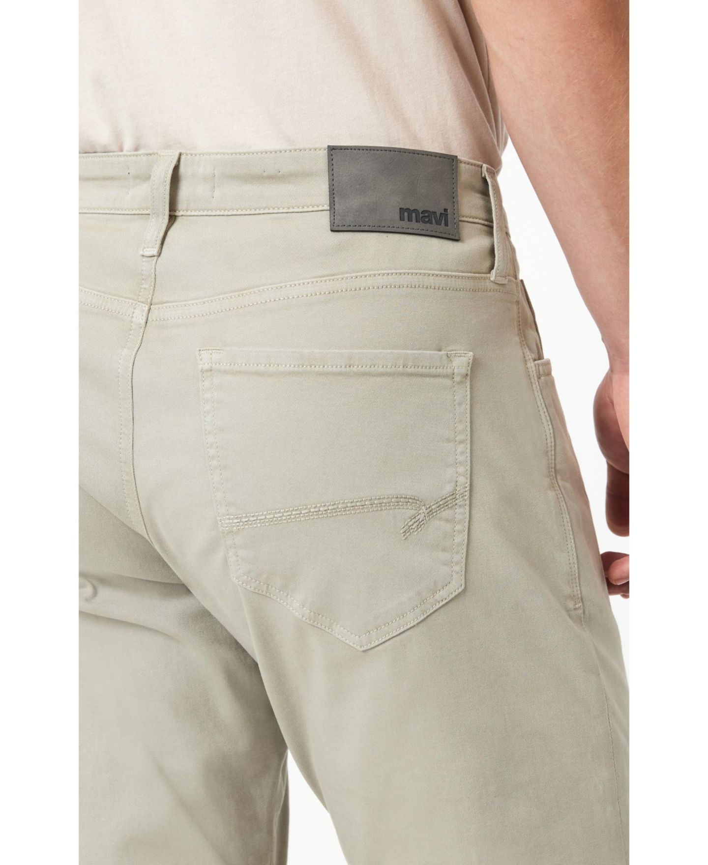 Мужские брюки Mavi Jeans Matt Regular Rise Relaxed Leg Casual Twill, цвет: Серебряный — фото 10