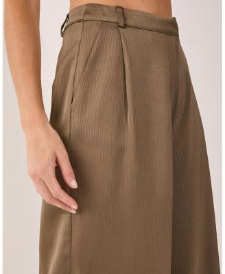 Women's Satin Pleated Tailored Pants