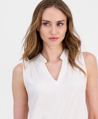 Women's V-Neck Collared Sleeveless Top
