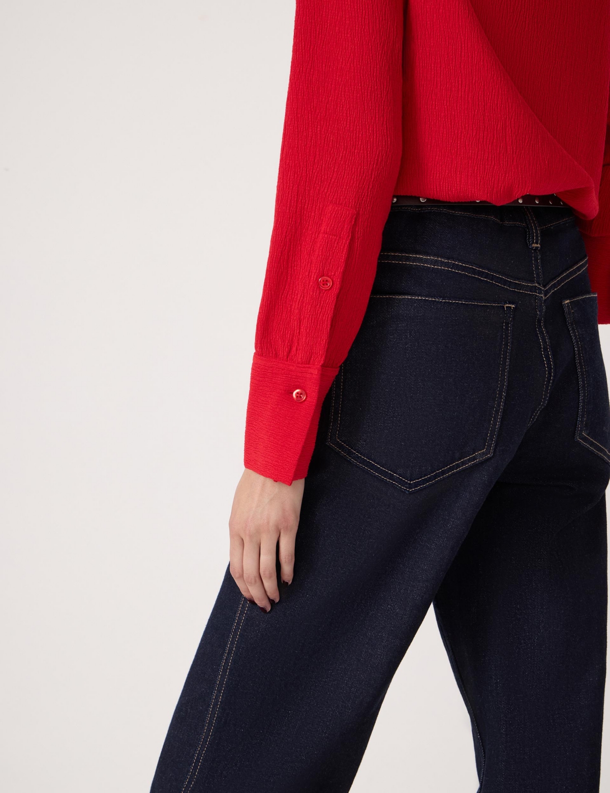 Hush Women's Textured Slim Shirt