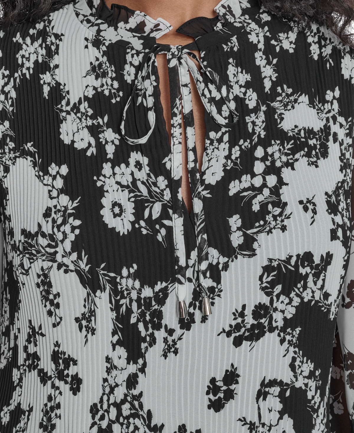 Jessica Howard Petite Printed Tie Split Neck Pleated Bodice Dress