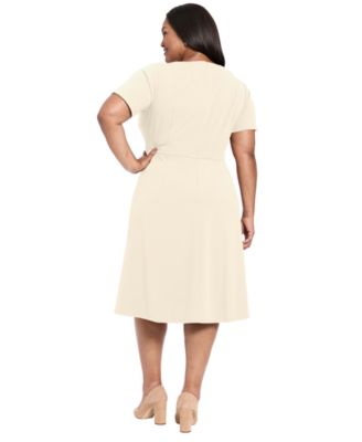 Plus Size Short-Sleeve Slit Neck Midi Dress