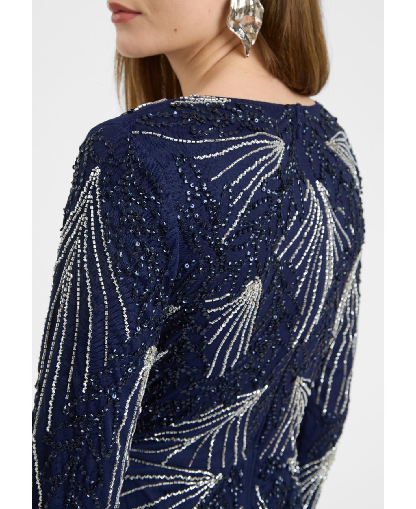 Женское платье Maryisa Modest Embellished Sequin Beaded Dress Maxi With Designer Bottom, цвет: Ночной синий — фото 5