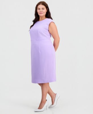 Plus Size Sleeveless Crepe Sheath Dress
