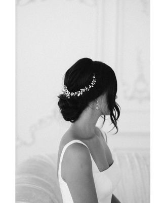 Harlow Pearl and Crystal Hair Vine