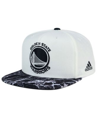 adidas - Golden State Warriors White Marble Snapback Cap