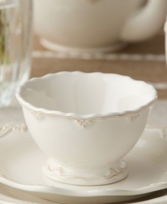 Heritage Scroll 16-Pc. Dinnerware Set, Service For 4