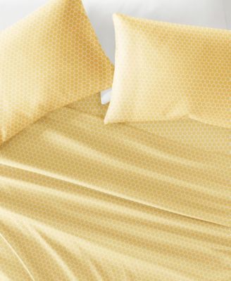 The Farmhouse Chic Premium Ultra Soft Pattern 4-Pc. Sheet Set, Full