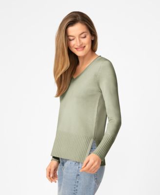 Petite V-Neck Knit Sweater