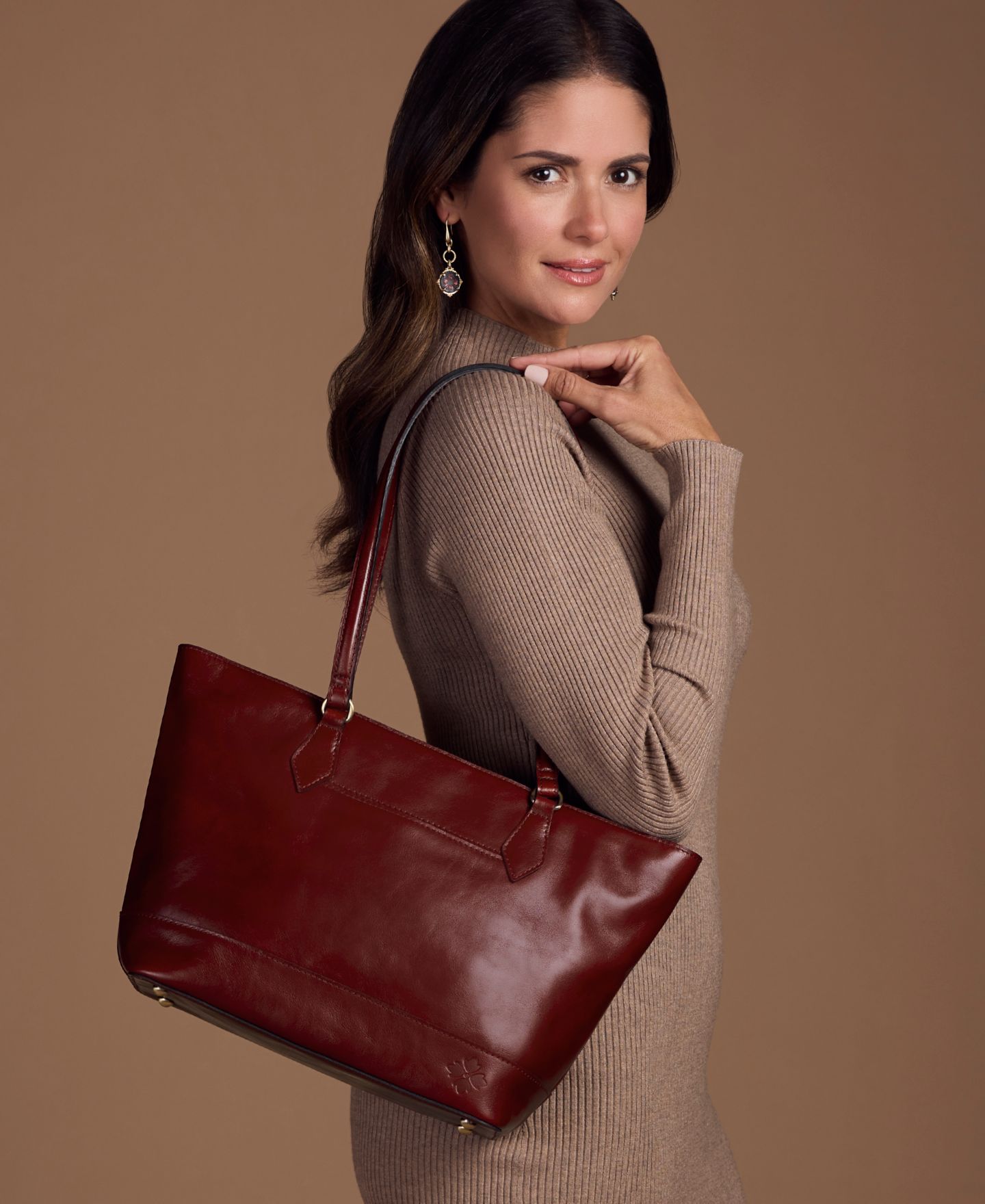Женская сумка Patricia Nash Meka Medium Leather, цвет: Чёрный — фото 6