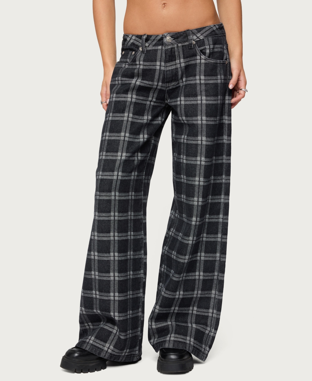 Edikted Women's Kailani Plaid Low Rise Baggy Jeans