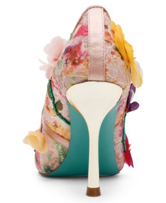 Women's Darcy Flower Pumps