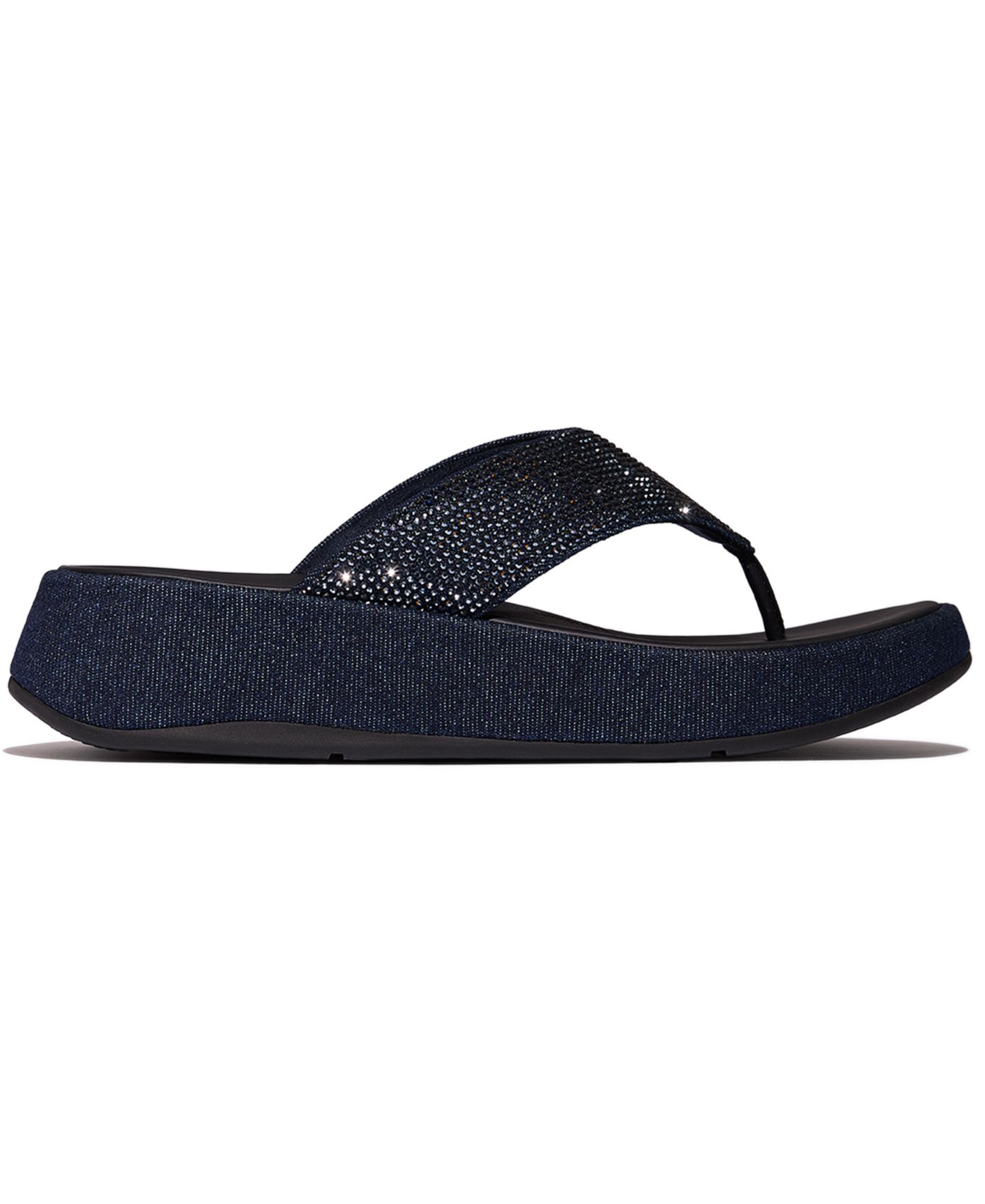 Женские сандалии FitFlop F-Mode Toe-Post Denim and Hotfix Slip-On, цвет: Тёмный джинсовый — фото 2