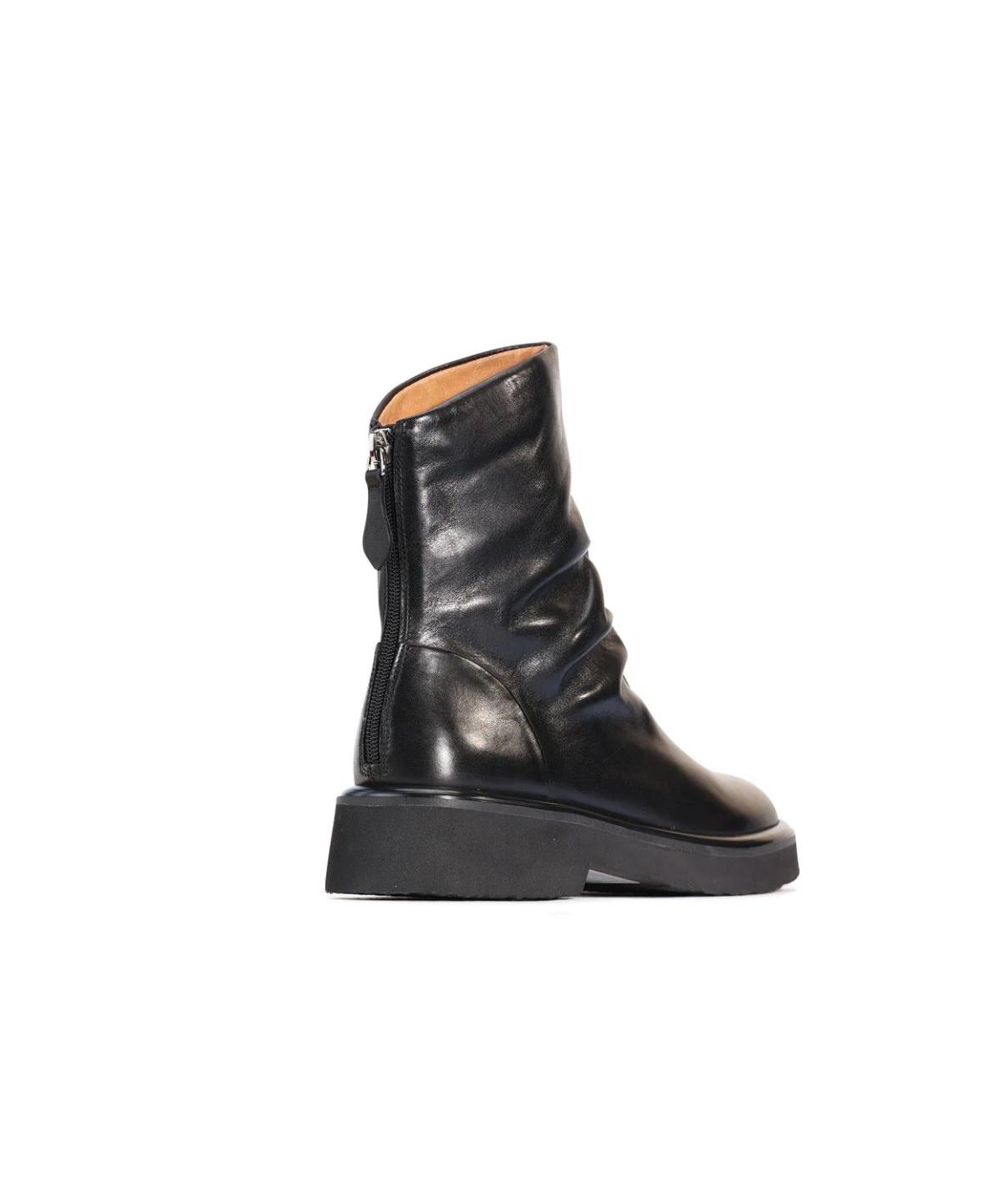 Eos Footwear Women's Theonie Boot