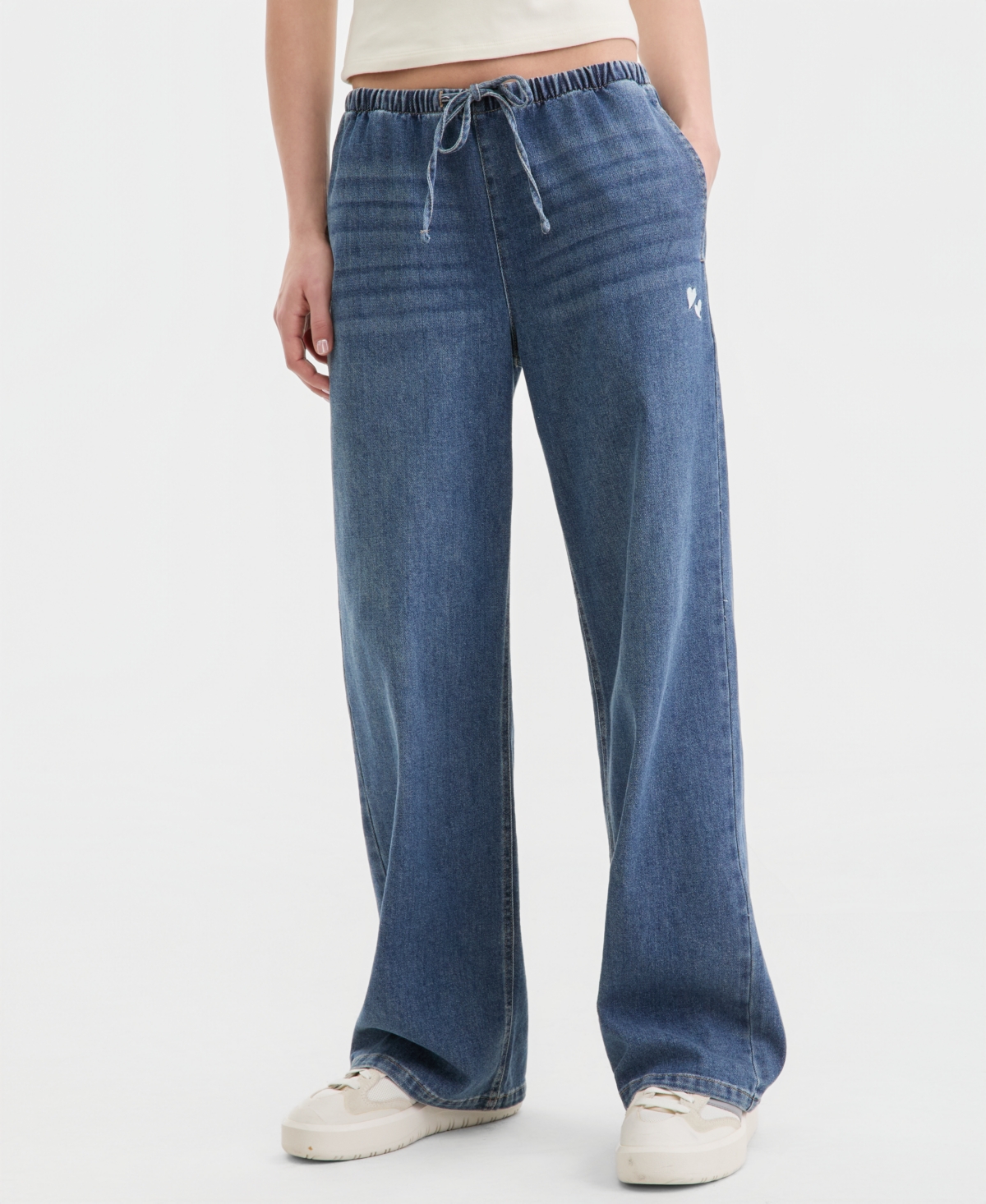 Vanilla Star Juniors' Heart-Embroidered Drawstring Wide-Leg Jeans