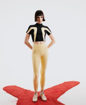 Women's Boomerang Zip Up Top