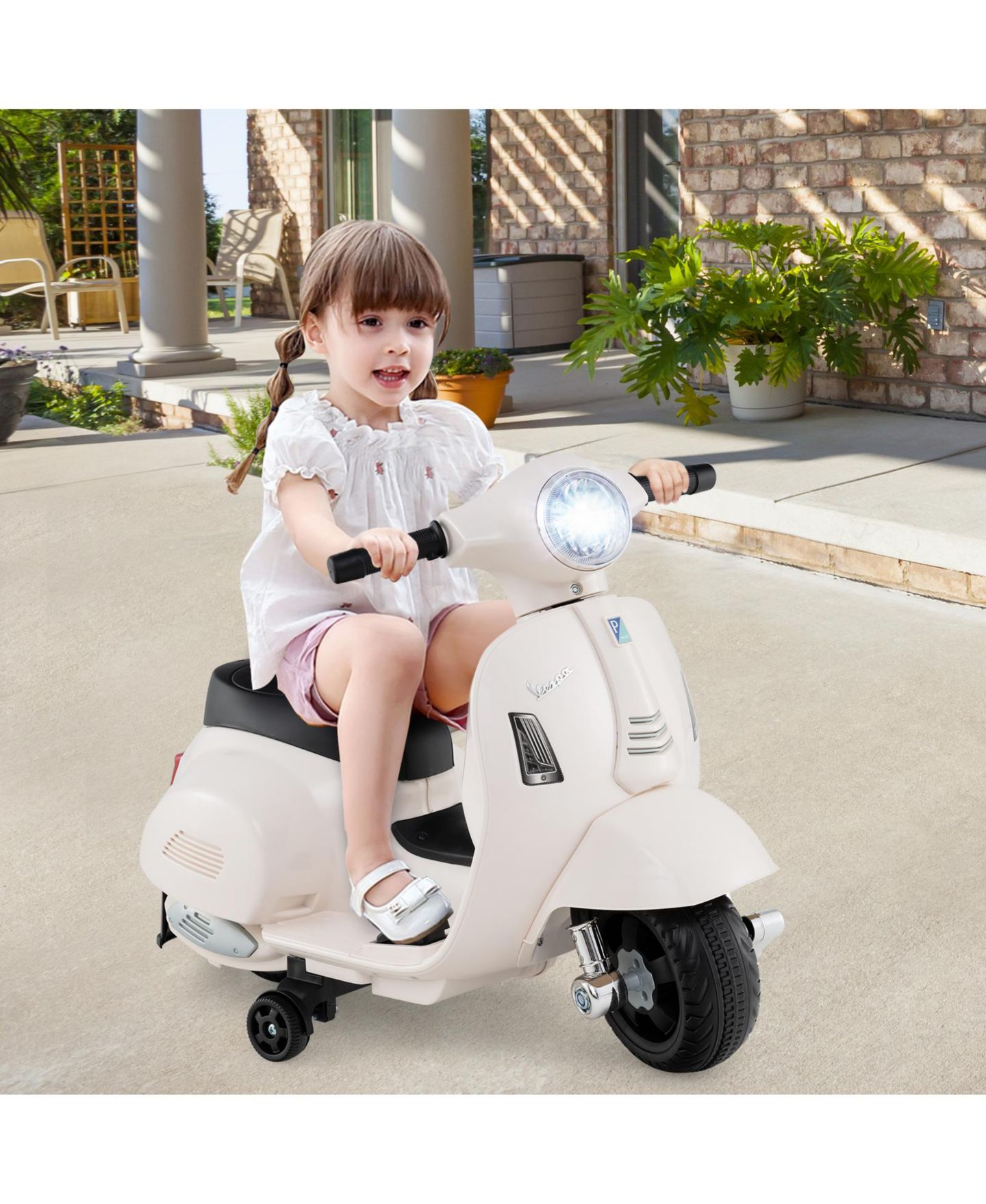 Детская игрушка SUGIFT Licensed Vespa 6V Rechargeable Battery Ride-On Motorcycle with Training Wheels, Ages 18-36 Months, цвет: Белый — фото 3