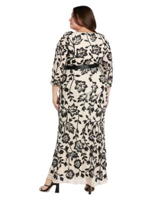 Plus Size Long Floral Embroidered Dress