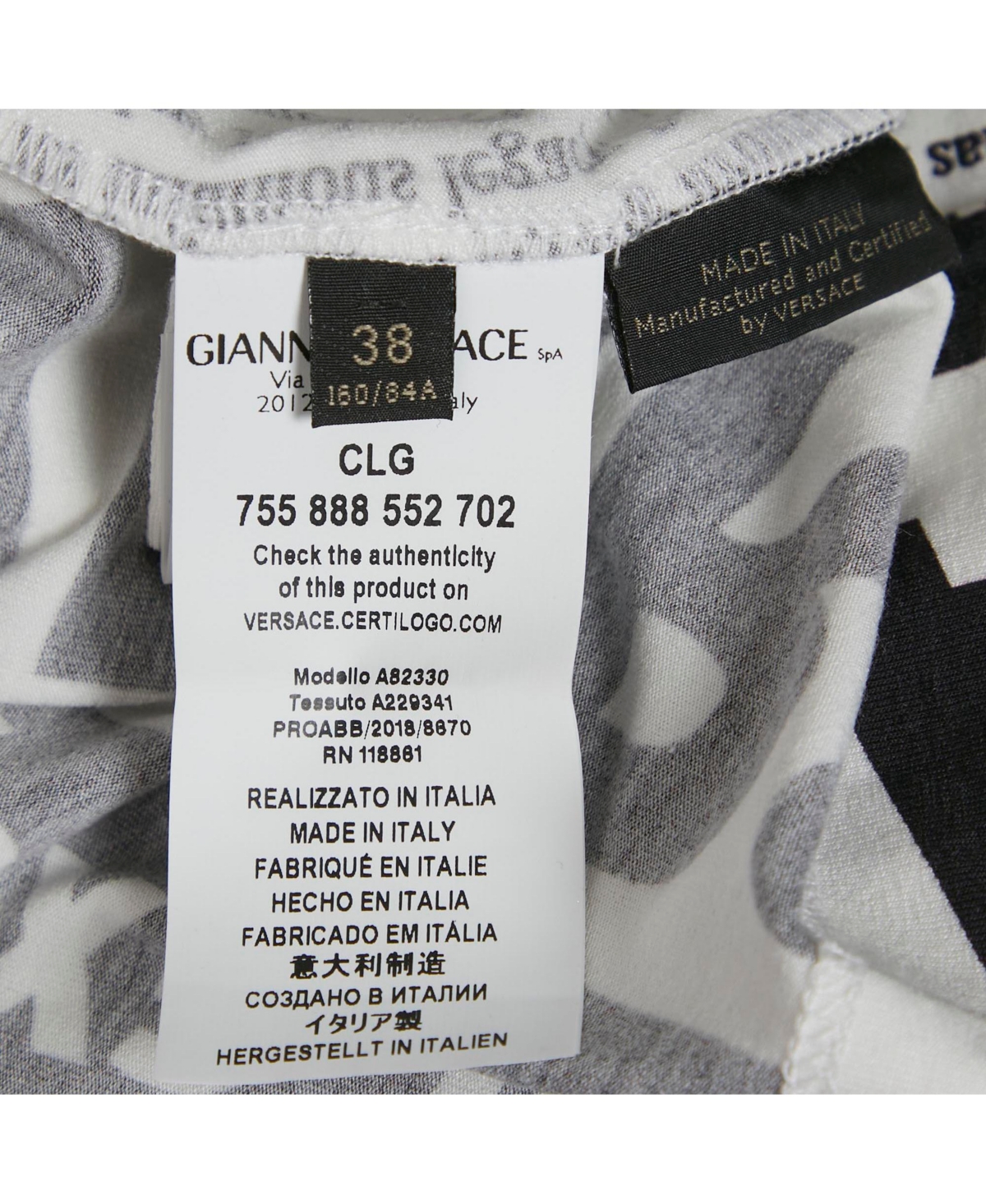 Pre-Owned Versace Women's White Newspaper Print Cotton Crew Neck T-Shirt