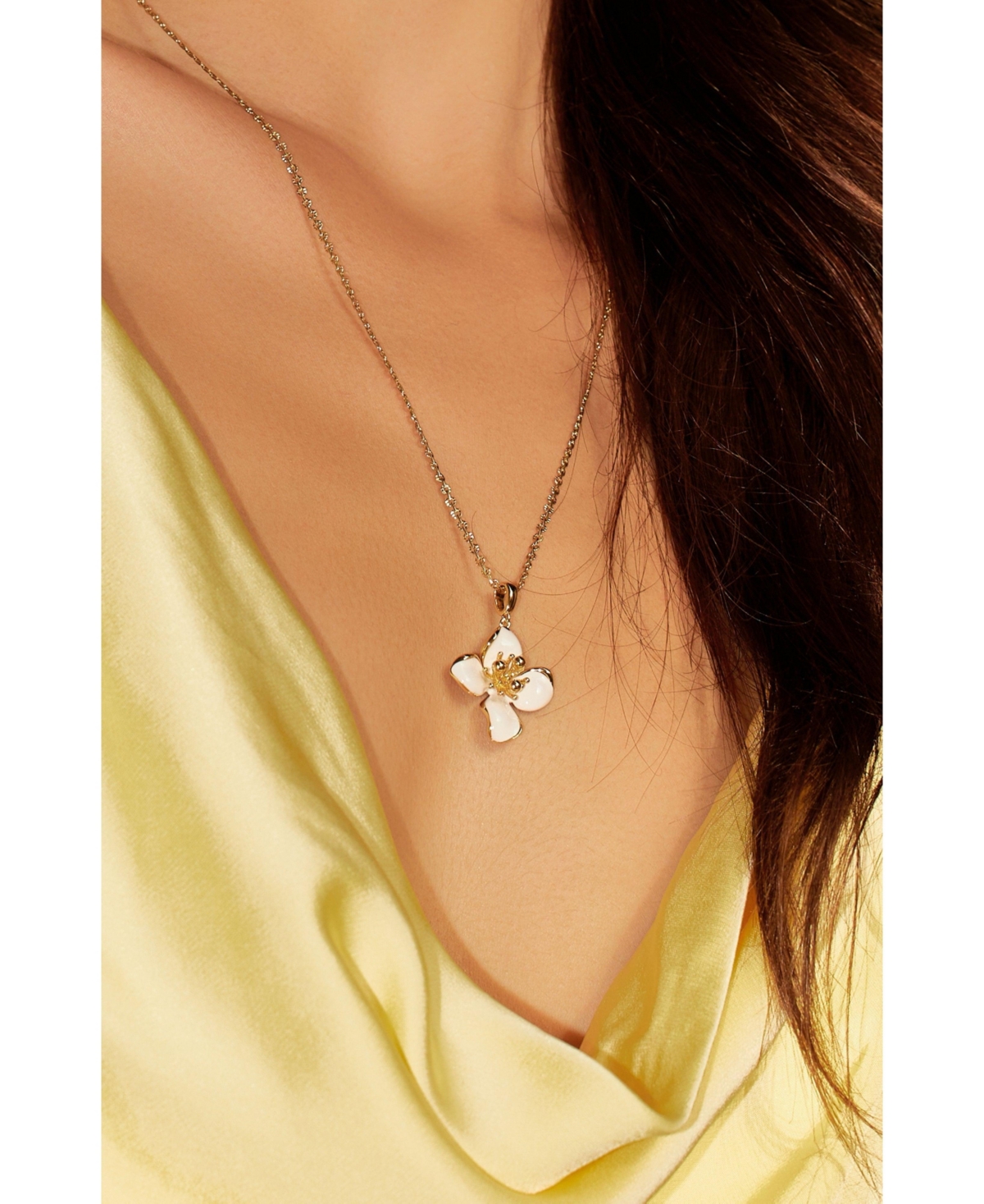 Rc Retro Chic Iris Blossom Pendant Neckalce