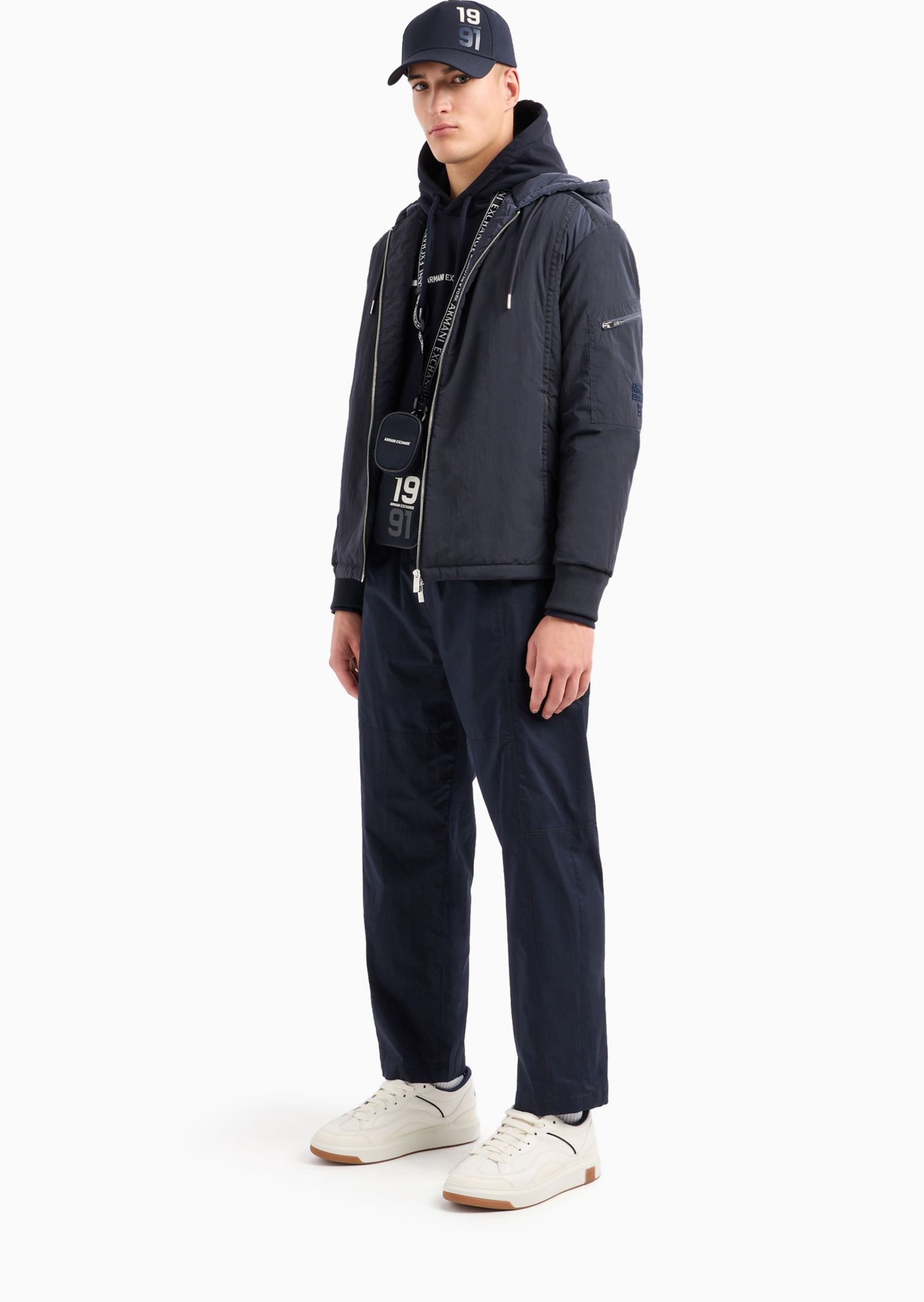 Мужское худи A|X Armani Exchange French Terry Skinny Stripe Logo Drawstring, цвет: Глубокий тёмно-синий — фото 2