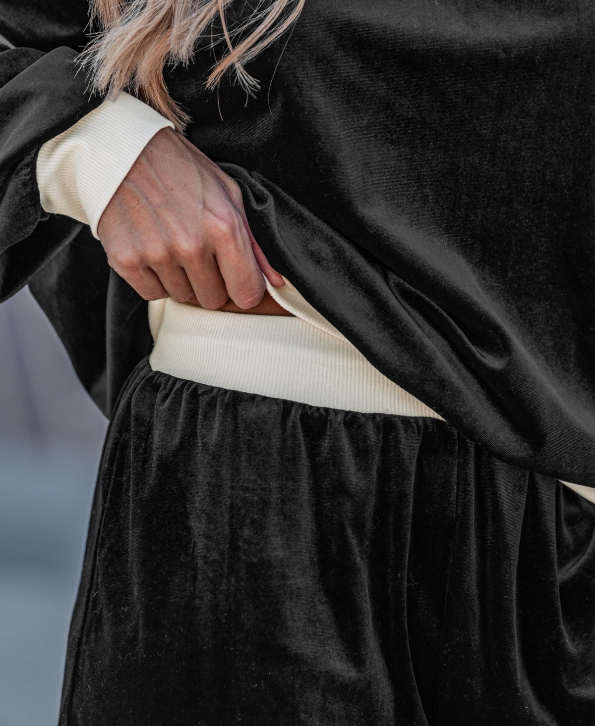 Cupshe Women's Velvet Long Sleeve Matching Set