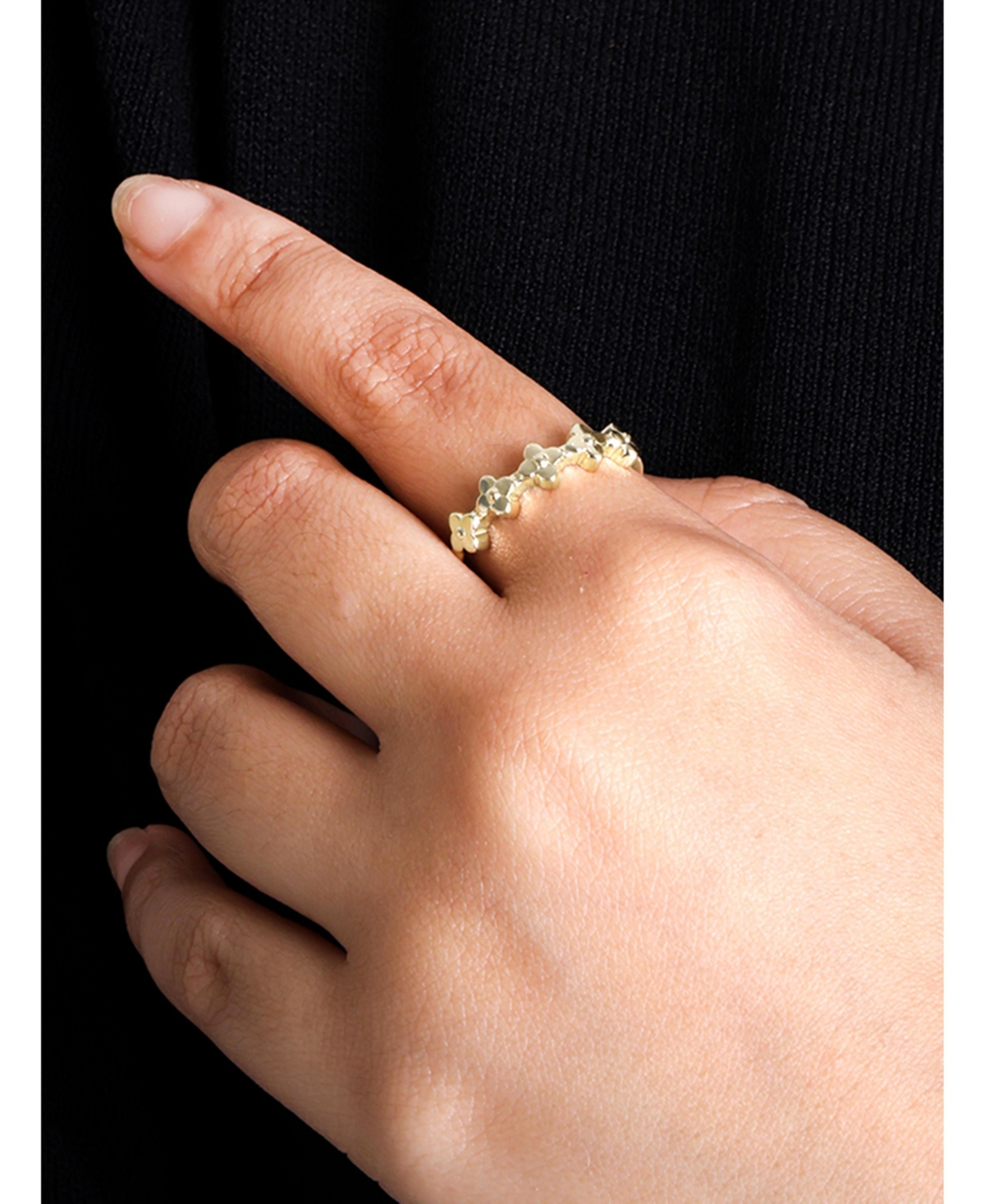 Devata 14K Gold Clover Ring