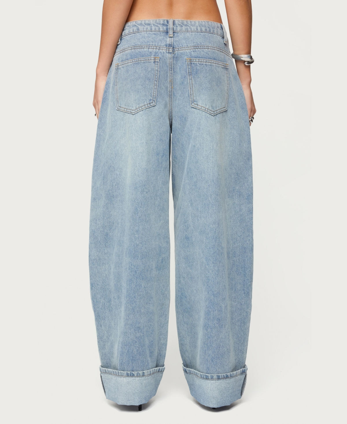 Edikted Women's Kella Low Rise Baggy Jeans