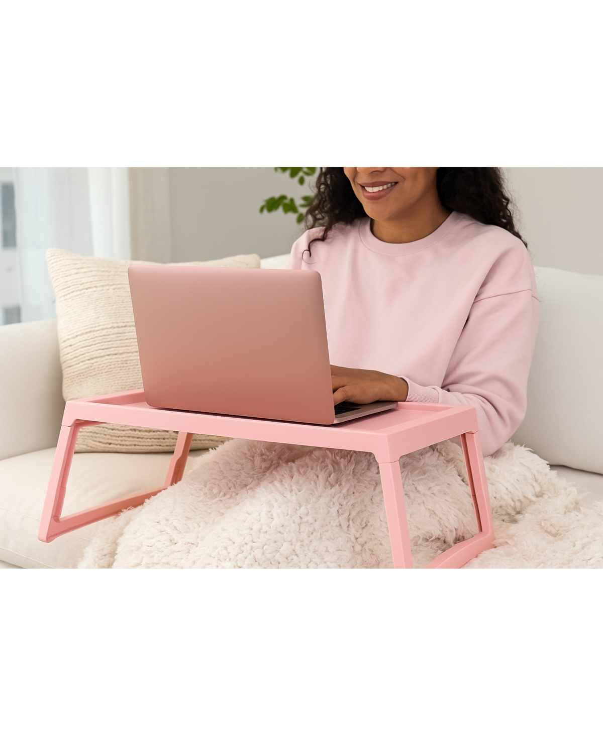 3pExperts Portable Foldable Travel Desk – Work & Relax Anywhere