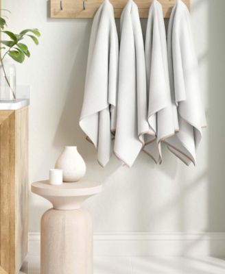 Quick-Dry Cotton Decorative Border 4 Pack Bath Towel Set