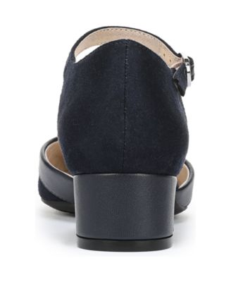 Women's Leighton Snip Toe Dress Pumps