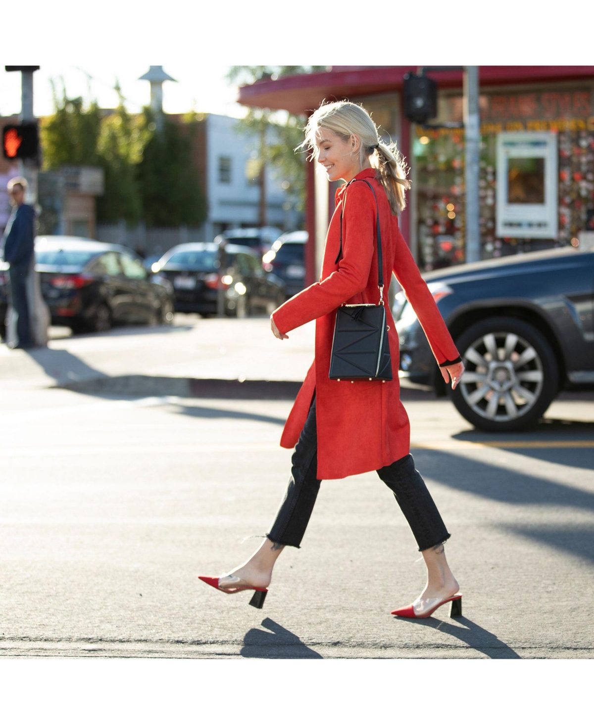 Susu Leather Convertible Backpack Purse Crossbody Bag with Gold Handle