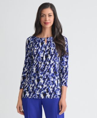 Women's Printed Pleat-Neck 3/4-Sleeve Top