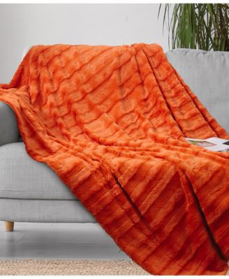 Ultra Soft Faux Fur to Microplush Reversible Oversized Throw, 60" x 70"
