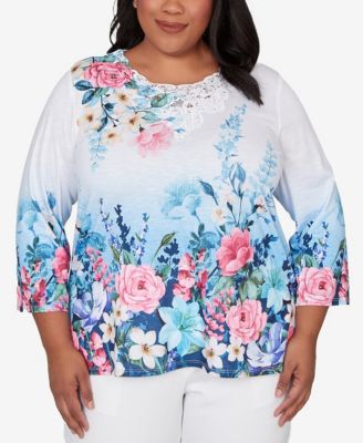 Plus Size Classic Ombre Border Floral Lace Top
