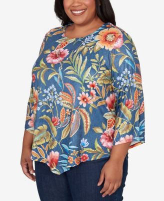 Plus Size Classic Floral Print Pointed Hem Top with Necklace