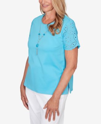 Women's Classic Solid Eyelet Sleeve T-Shirt with Necklace