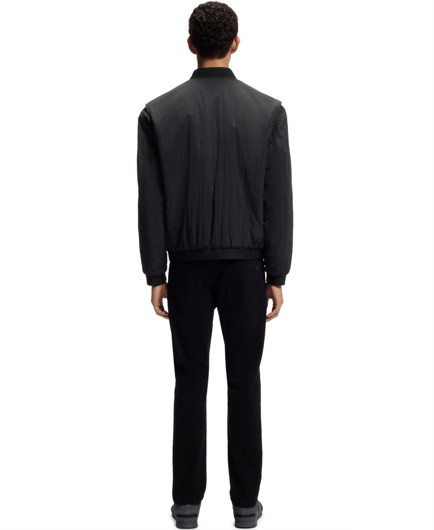 Мужская куртка Hugo Boss Water-Repellent Soft-Touch Fabric Bomber, цвет: Чёрный — фото 4